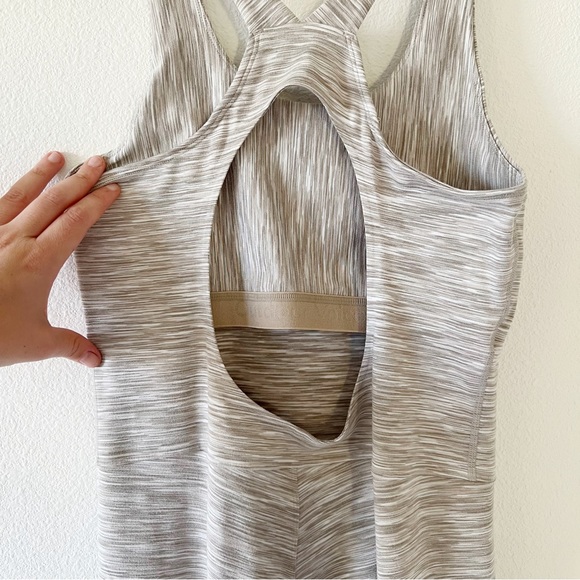 Outdoor voices bodysuit in oatmeal size M - Picture 2 of 3